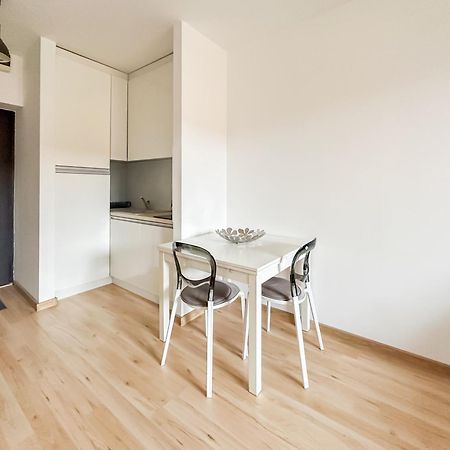 Garden Apartment - Herastrau Park 3Min Walk Bukarest Eksteriør billede